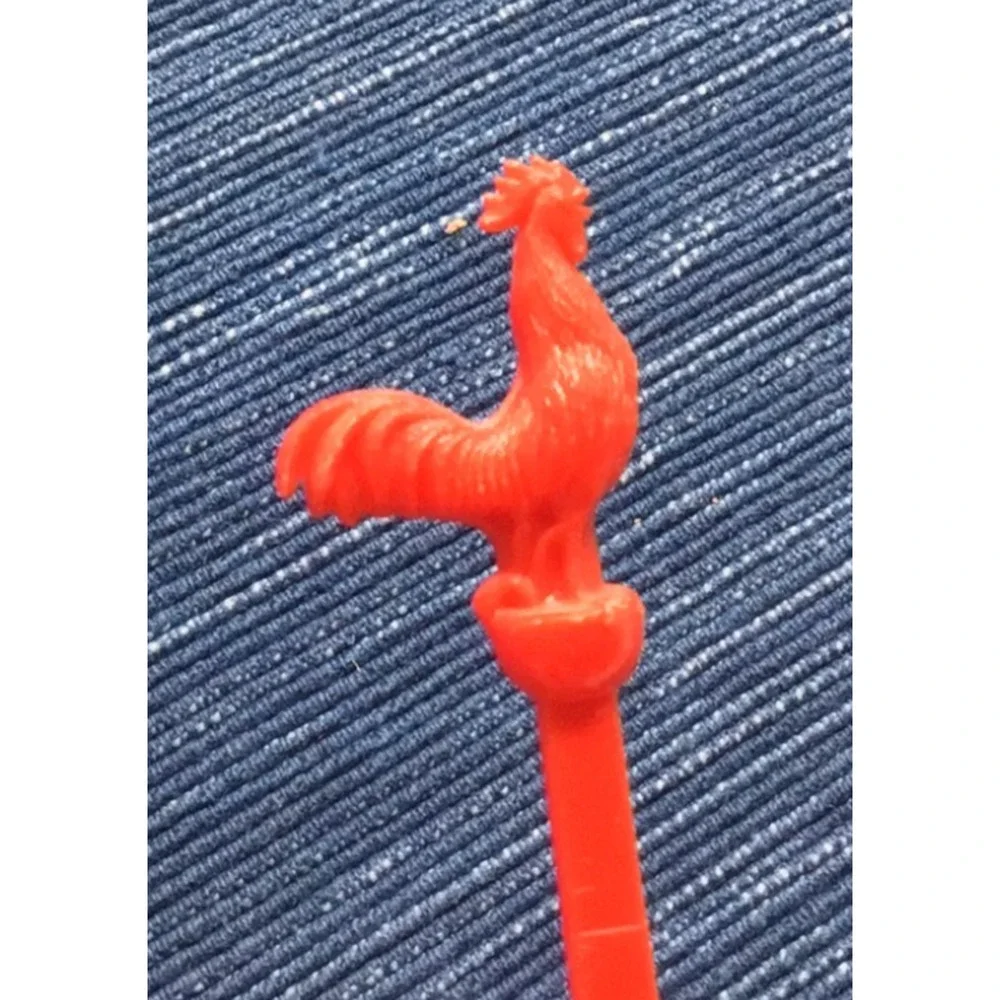 Vtg Salad Bowl Chicken House Bakersfield CA Swizzle Stick Drink Stirrer Plastic